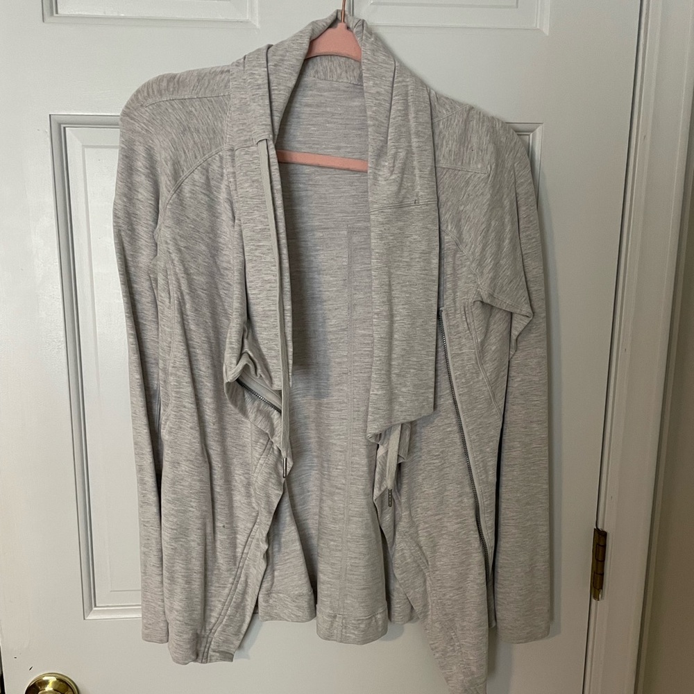 Lululemon Zip-Up Jakcet Size 2 (fits up to size 10!)